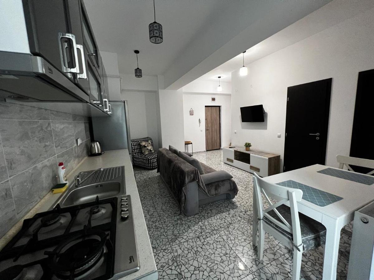 Cozy Accommodation Central City - Iasi Exteriör bild