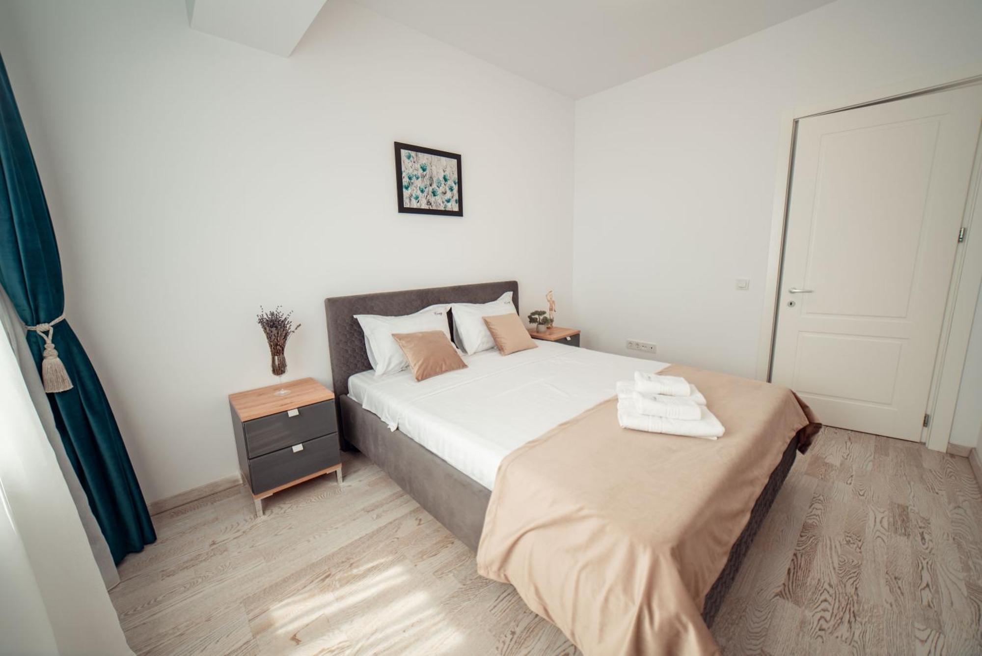 Cozy Accommodation Central City - Iasi Exteriör bild