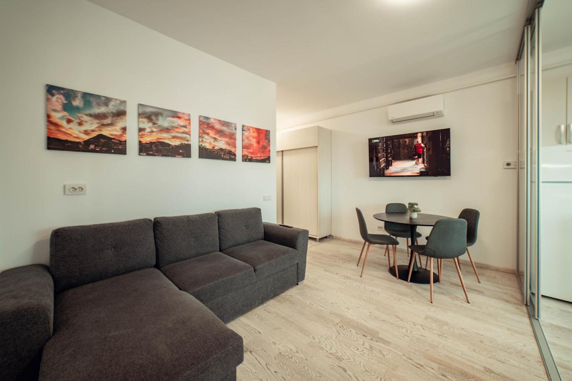Cozy Accommodation Central City - Iasi Exteriör bild