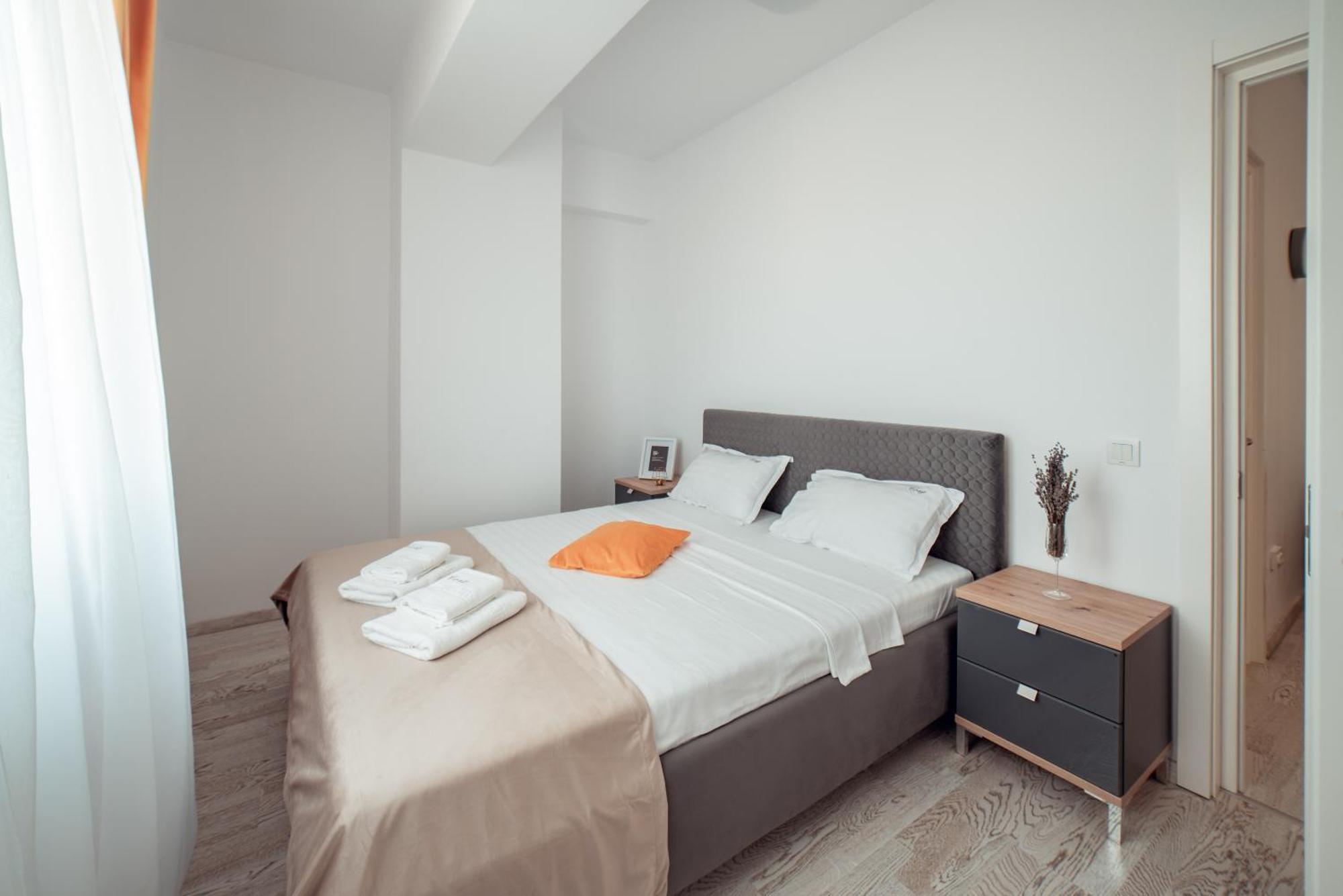 Cozy Accommodation Central City - Iasi Exteriör bild